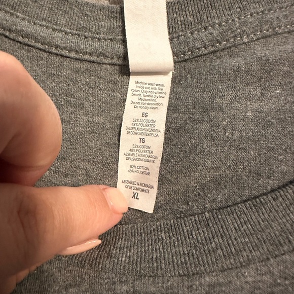 Mom of Boys tee-size XL - Picture 3 of 4